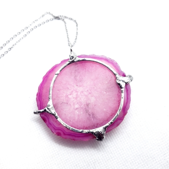 Pink tentacle agate crystal necklace handmade - Picture 13 of 16